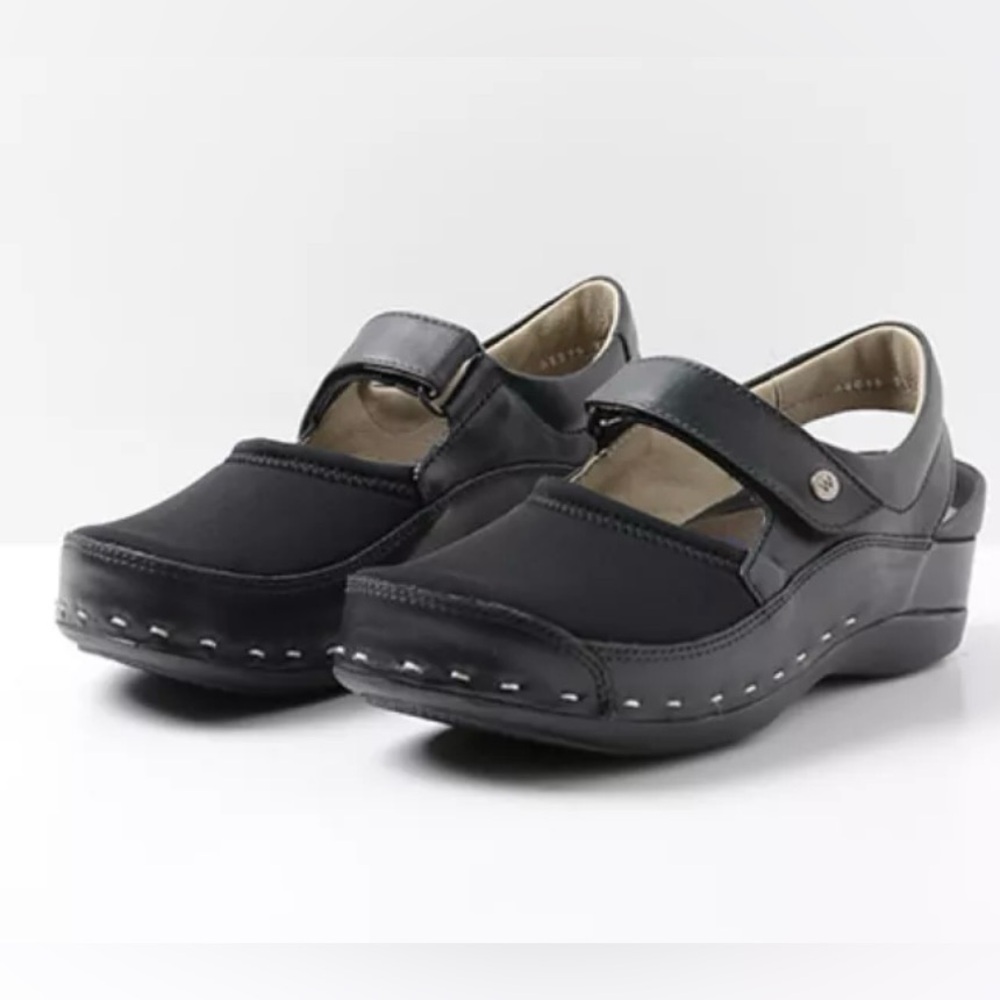 WOLKY STRAP-CLOGGY IN black lycra leather Size‎ 38 US 7